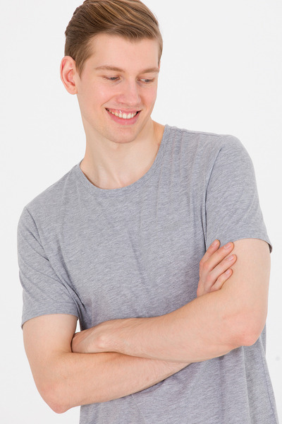 U.S. Polo Assn. Ανδρικό μπλουζάκι με λαιμόκοψη σε γκρι μελανζέ 50264918-VR109