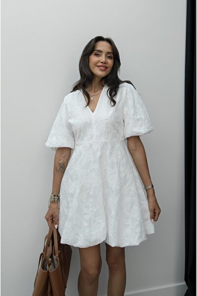 Havoş Ecru vyšívané hřebenaté šaty