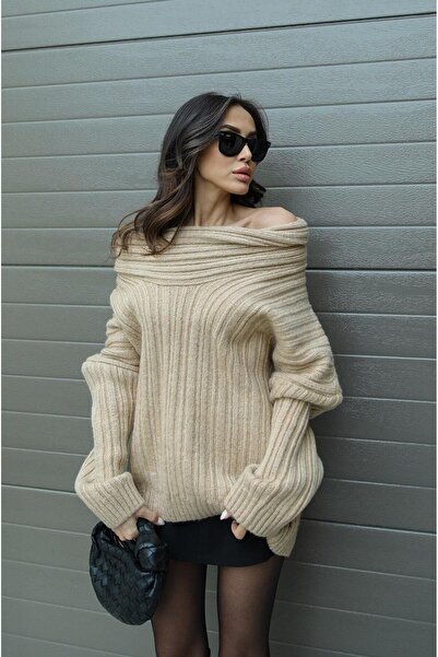 Havoş Bézs Daisy széles galléros kivitelű pulóver