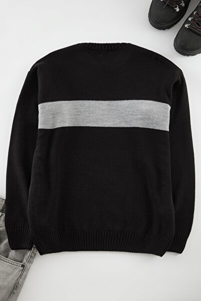 Trendyol Collection Μαύρο κανονικό πλεκτό πουλόβερ με λαιμόκοψη TMNAW25KZ00014