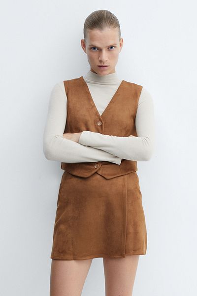 MANGO Suede Gilet - Pohodlný střih a stylový design