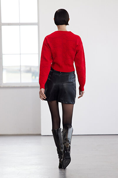 Trendyol Collection Limitovaná edice - Černá sukně s páskem z umělé kůže Twoaw25Sr00039