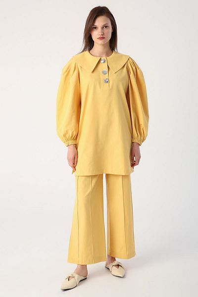 ALLDAY Yellow-Gold Buttoned Large Collar Trousers Suit