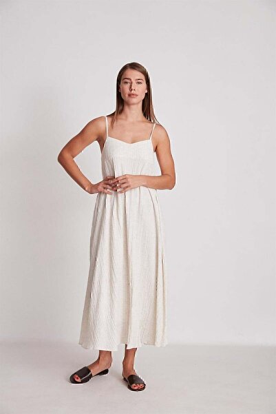 bonn couture Kadın İp Askılı Natural Gofre Kumaş Uzun Elbise