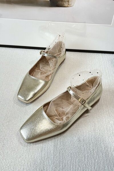 POLKA STORE Petite Gold Dore Closed Back Single Strap Square Toe Helmet Women's Ballerina Shoes Mary Jane