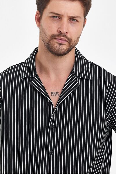 THE RULE Men's Black Striped Oversize Summer Shirt - Short Sleeve, Comfortable Fit