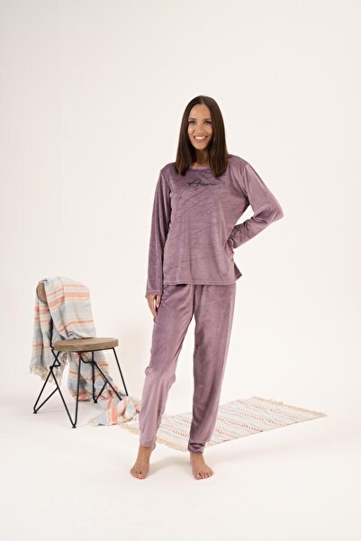 Estiva Amour Velvet Winter Women's Pajamas Set