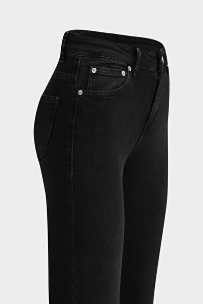 Açelya Okcu High Waist Flare Leg Full Length Stretch Jeans