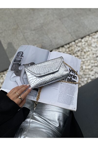 NİSSEA Kadın Gümüş Croco Desen Zincirli Çanta