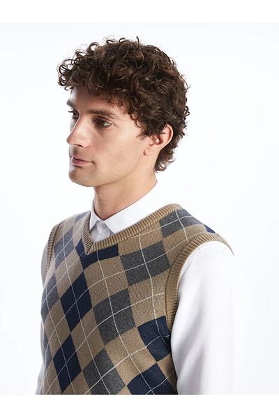 LC Waikiki Lcwaikiki - Light Brown V-Neck Men's Knitwear Sweater
