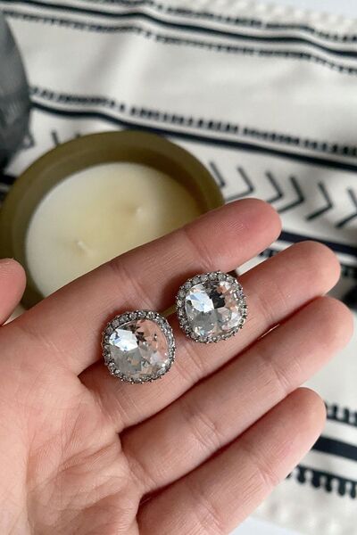 Dora Accessories Kücük Oval Beyaz Taşlı Gümüş Renk Abiye Kadın Küpe