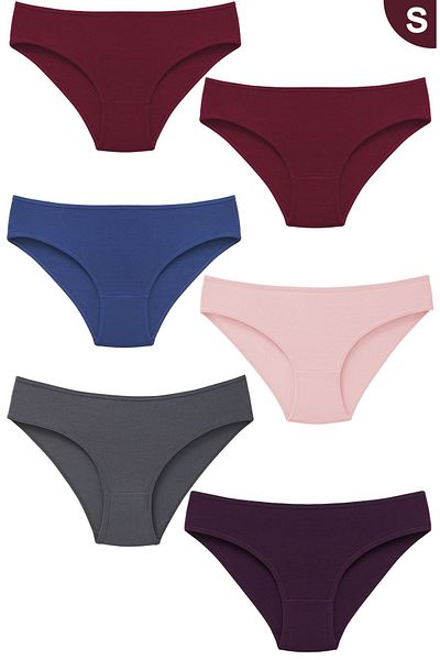 Caroline Wear chiloți
