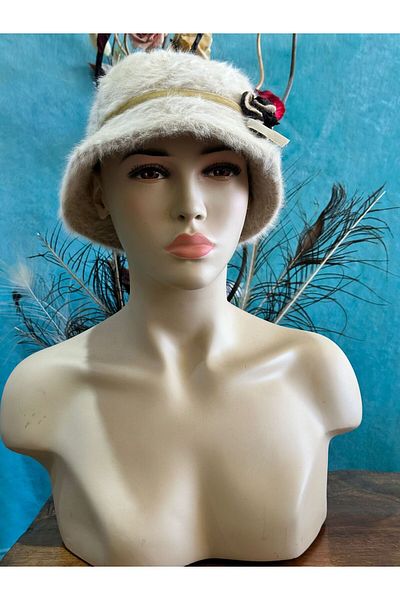 Gönülden Tasarım Cashmere Fur Flower Patterned Cream Colored Women's Hat