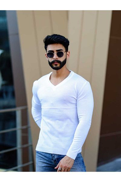 DEFES Comfortable V-Neck Men's Knitwear Sweater - Non-Pilling Basic Design