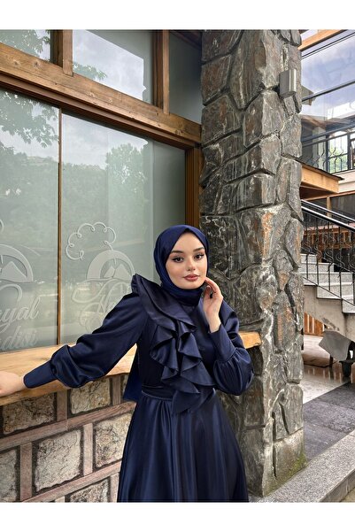 KADNER فستان سهرة فاخر من قماش الساتان الشانيل الأزرق الداكن مع كشكشة في الأم...