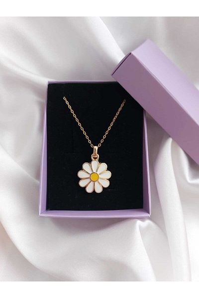 REN Daisy Necklace