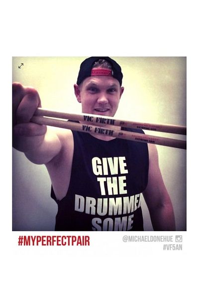 VIC FIRTH Vıcfırth V5An Drumsticks (Pair) 5A Nylon, Hickory, 0.565"X16", Medium Drumsticks (Pair)5A Nylon