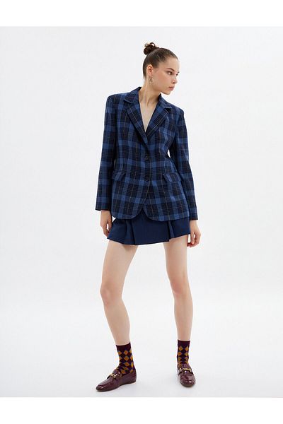 Koton Blazerjacke – Design mit Knöpfen und Taschen