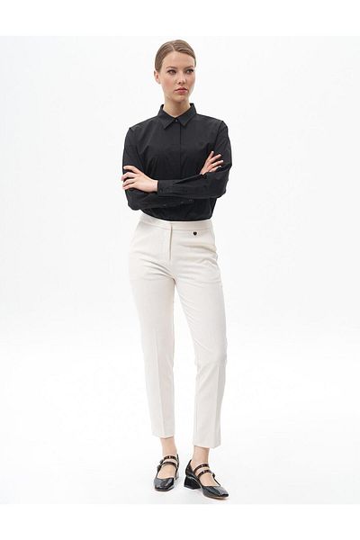 Kayra Ecru Color Carrot Cut Basic Trousers
