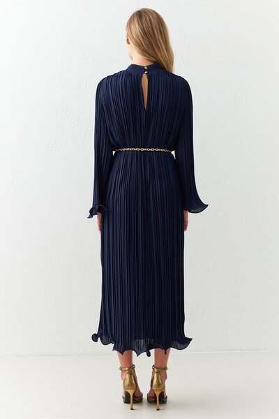 Setre Синій сукня з рибальським коміром, поясом на талії та широким кроєм