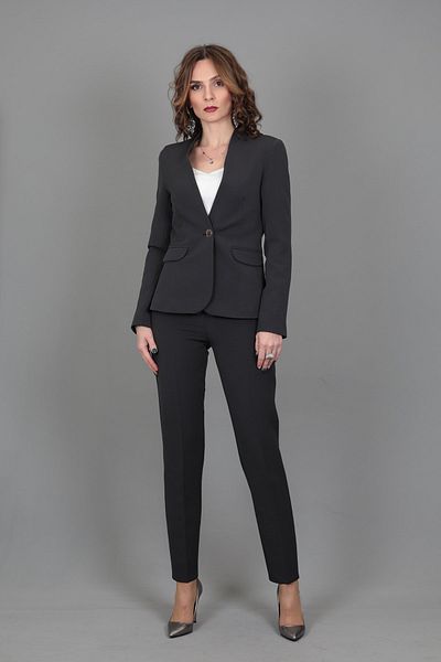 ÖNDER ÖZSOY Collarless Single Button Jacket & Tube Leg Trousers Set-smoked