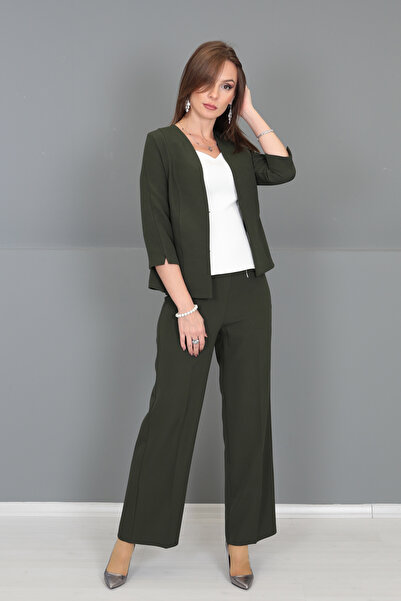 ÖNDER ÖZSOY V Yaka Boydan Kuplu Kısa Ceket & Bol Paça Pantolon-Haki