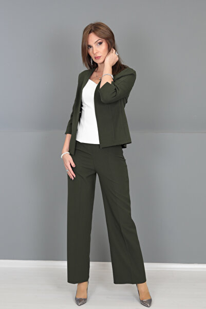 ÖNDER ÖZSOY V Yaka Boydan Kuplu Kısa Ceket & Bol Paça Pantolon-Haki