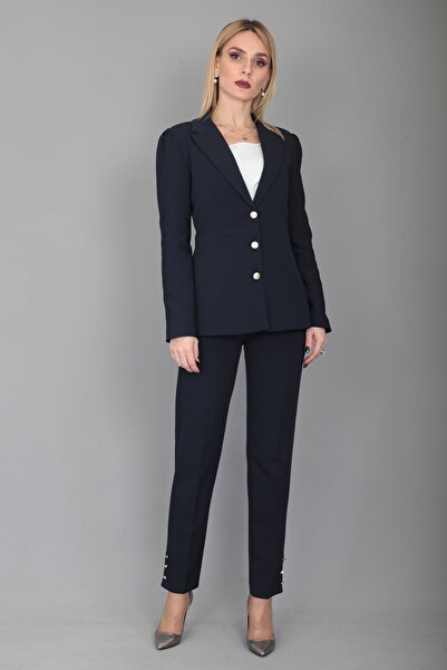 ÖNDER ÖZSOY Midi Boy Drape Kol Ceket & Paçası Düğmeli Pantolon Takım-Lacivert