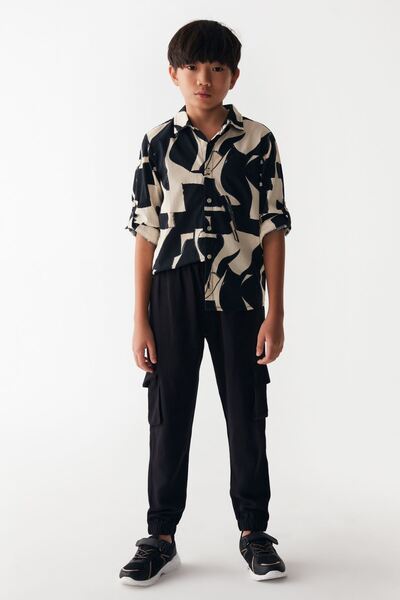 nk kids إنك كيدز 46326-قميص مريح 8/14 أسود