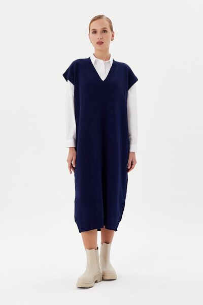 MODAJİN فستان سترة تريكو من دادالي باللون الأزرق الداكن