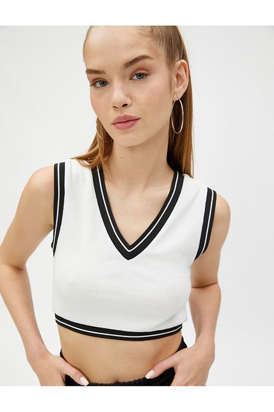 Koton Crop Tank Top V nyakú bordás csík részletes