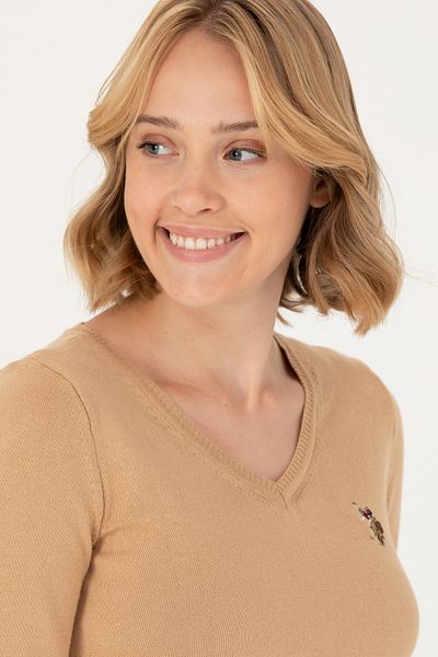 U.S. Polo Assn. Pulover de bază pentru femei Sand Melange cu decolteu în V - 50269018 -VR123
