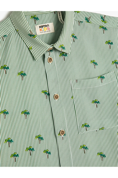 Koton Κοντομάνικο πουκάμισο με σχέδιο φοίνικα και λεπτομέρεια μονή τσέπη