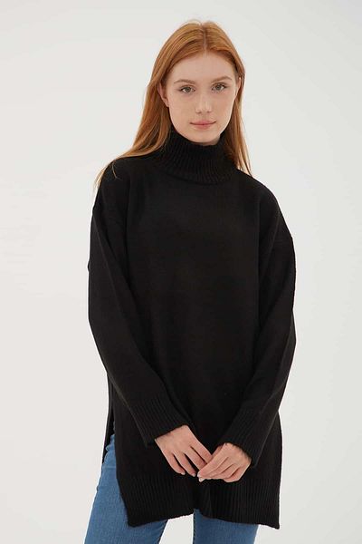Fashion Friends Pulover lung cu gât negru