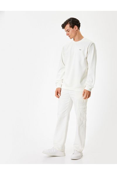 Koton Sweatshirt aus Baumwollmischung mit Rundhalsausschnitt – Minimal bedrucktes Basic-Interlock