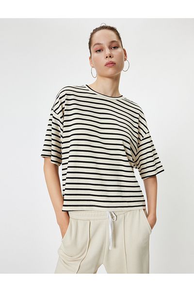 Koton Tricou cu mânecă scurtă cu decolteu în amestec de viscoză