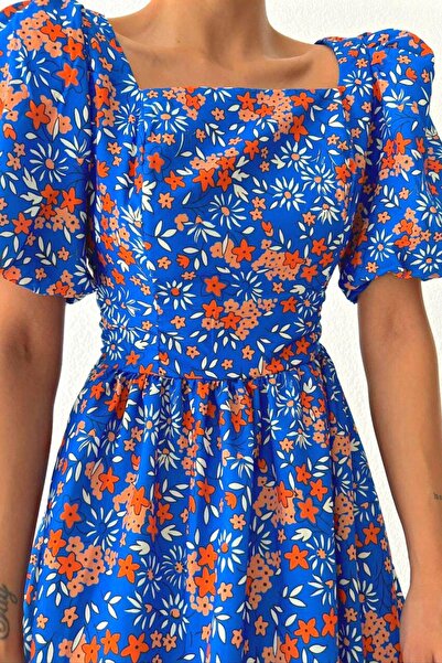 Mossta Rochie lungă cu modele florale cu decolteu pătrat Saks