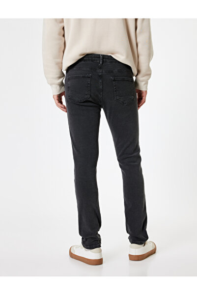 Koton Slim-Fit-Jeans mit Standard-Taillenknöpfen – Brad Jean