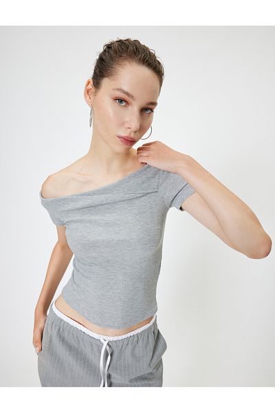 Koton Off Shoulder Slim Fit Short Sleeve T-Shirt