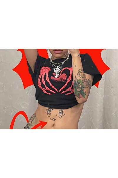 Toum STREETBEAT WEAR Чорний кроп-топ з готичним принтом у вигляді черепа та серця