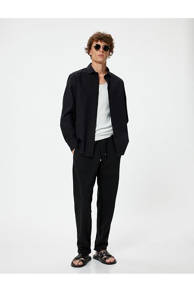 Koton Hemd mit halbem italienischen Kragen und langen Ärmeln in Slim Fit