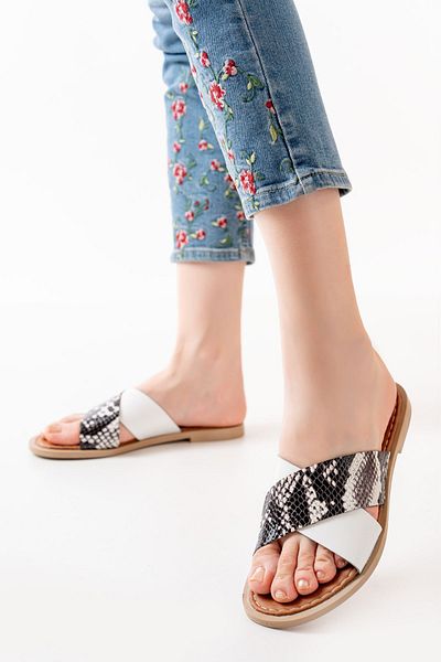 ELLOLİTA LUXURY SHOES 169-076 White Orthopedic Genuine Leather Cross Banded Women's Slippers