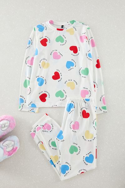 TRENDYOLKIDS Mädchen-Pyjama-Set aus Ecru-Baumwolle mit Herz-Print – TKDAW25AU00130