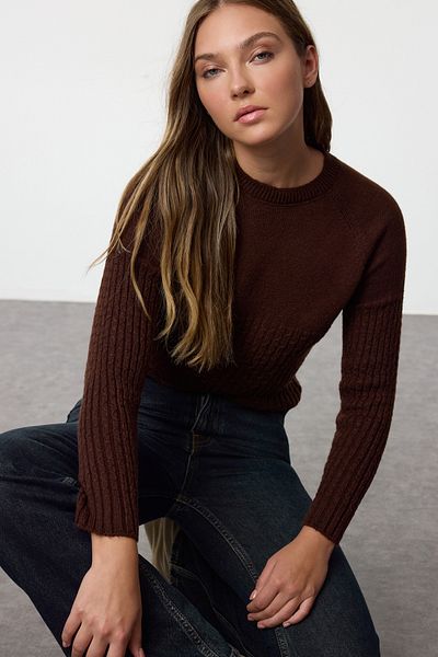 Trendyol Collection Мек плетен пуловер - кафяв, плетен детайл, Twoaw25kz00191