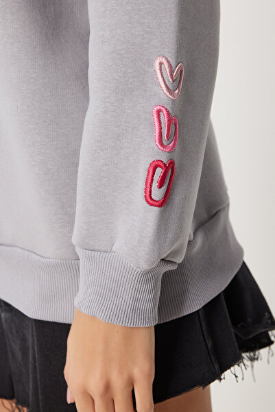 Happiness İstanbul Γκρι κεντημένο γυναικείο φούτερ καρδιά - OW00004