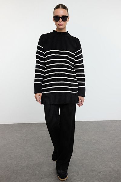 Trendyol Modest Corded Knitwear Lower-upper Set - Black Stone Striped Tctaw25us00087