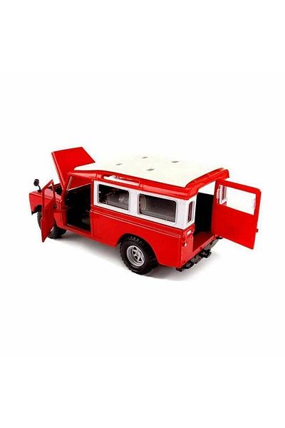 TOYFEST سيارة موديل Bburago 1:24 لاند روفر سيريز II