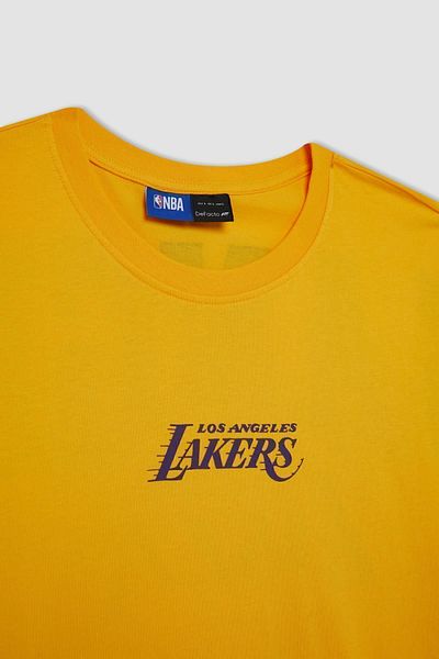 DeFacto Los Angeles Lakers NBA-Oversize-T-Shirt – Rundhalsausschnitt, kurze Ärmel, breite Passform C4465ax24hs