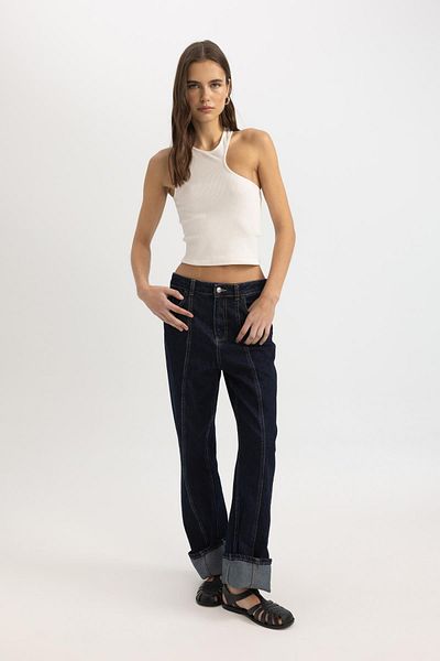 DeFacto Slim Fit Asymmetrisches geripptes Camisole-Tanktop C6246ax24sp