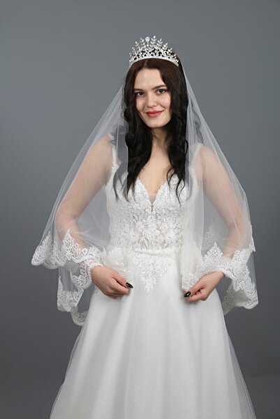 paris in paris طرحة زفاف من طبقتين من الدانتيل باللون الأبيض الفاتح من الأسفل...